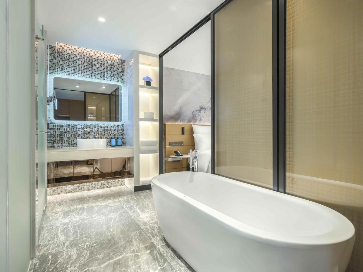 Novotel Guangzhou Baiyun Airport - Canton Fair Free Shuttle Bus & Official Registration Agency Ngoại thất bức ảnh